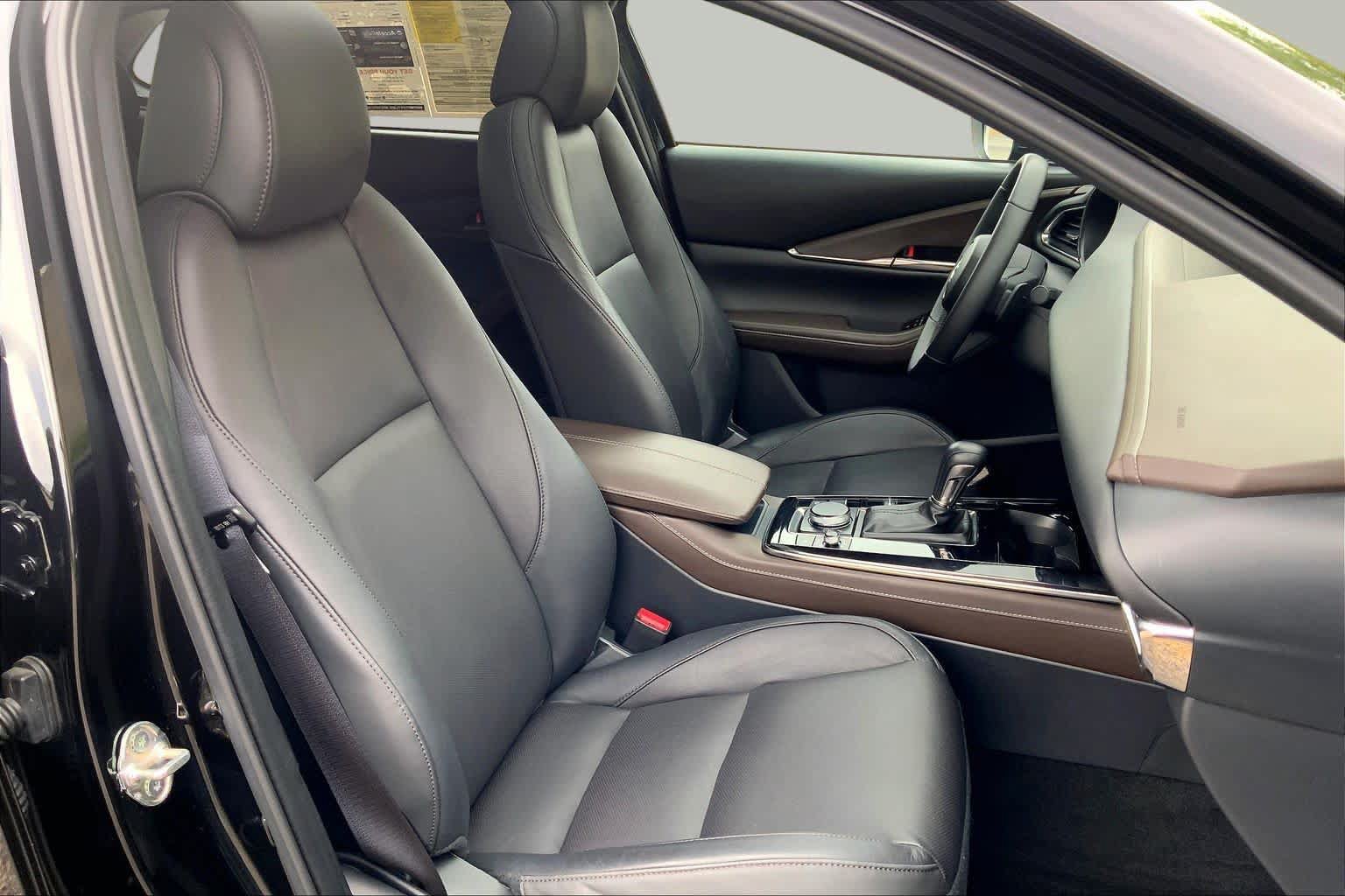 Used 2025 MAZDA CX-30 AWD 2.5 S w/ Premium Package image 8