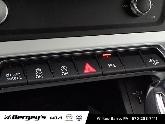 Used 2020 Audi Q3 2.0T Premium Plus image 27