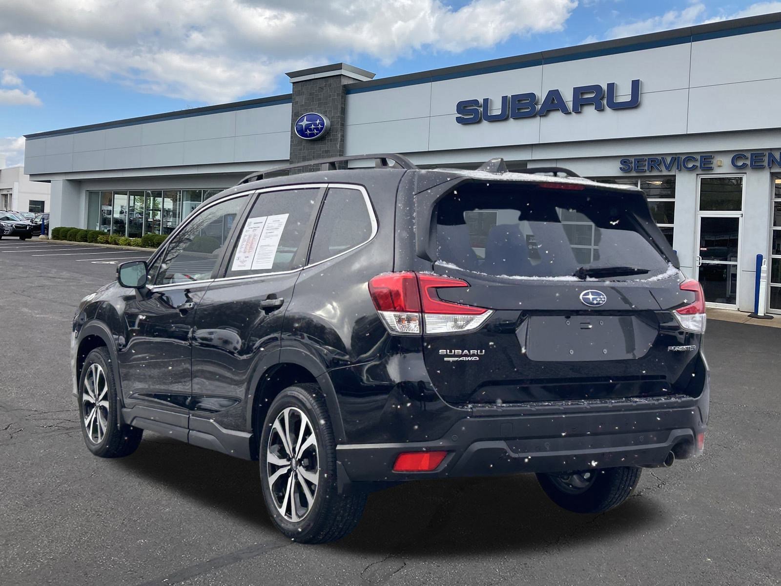 Certified 2023 Subaru Forester Limited image 5