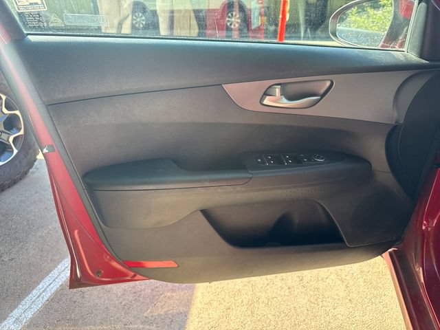 Used 2019 Kia Forte LXS FWD image 13