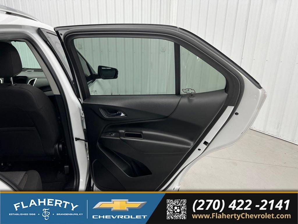 Used 2019 Chevrolet Equinox LT w/ Sun & Navigation Package FWD image 12