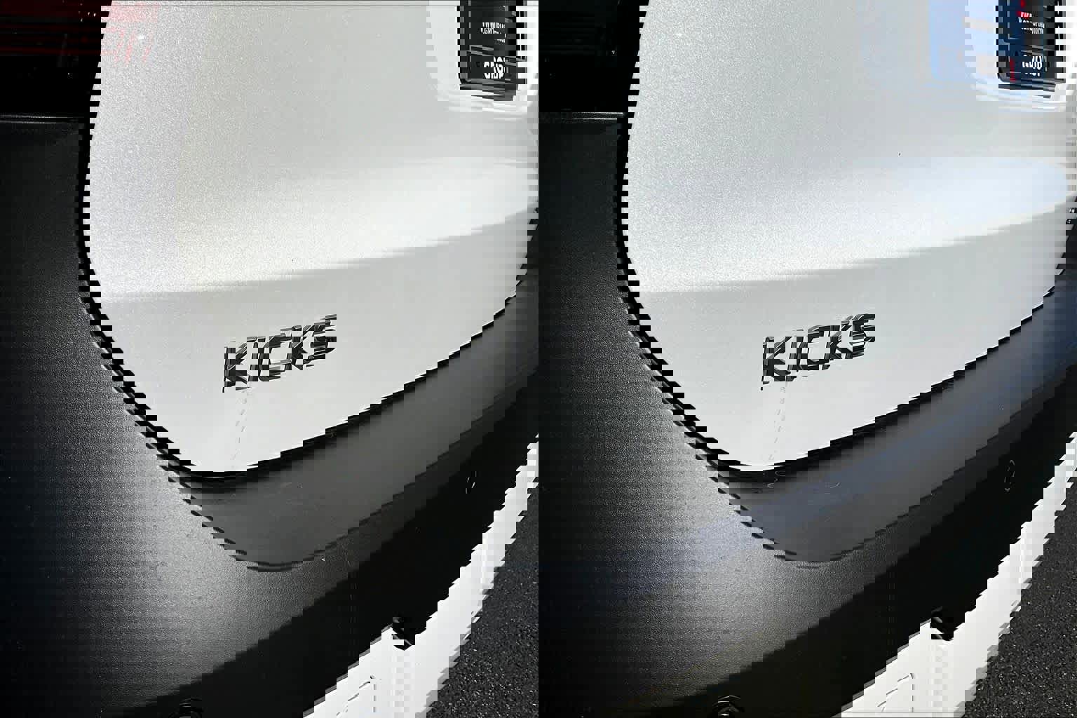 New 2026 Nissan Kicks SR image 15