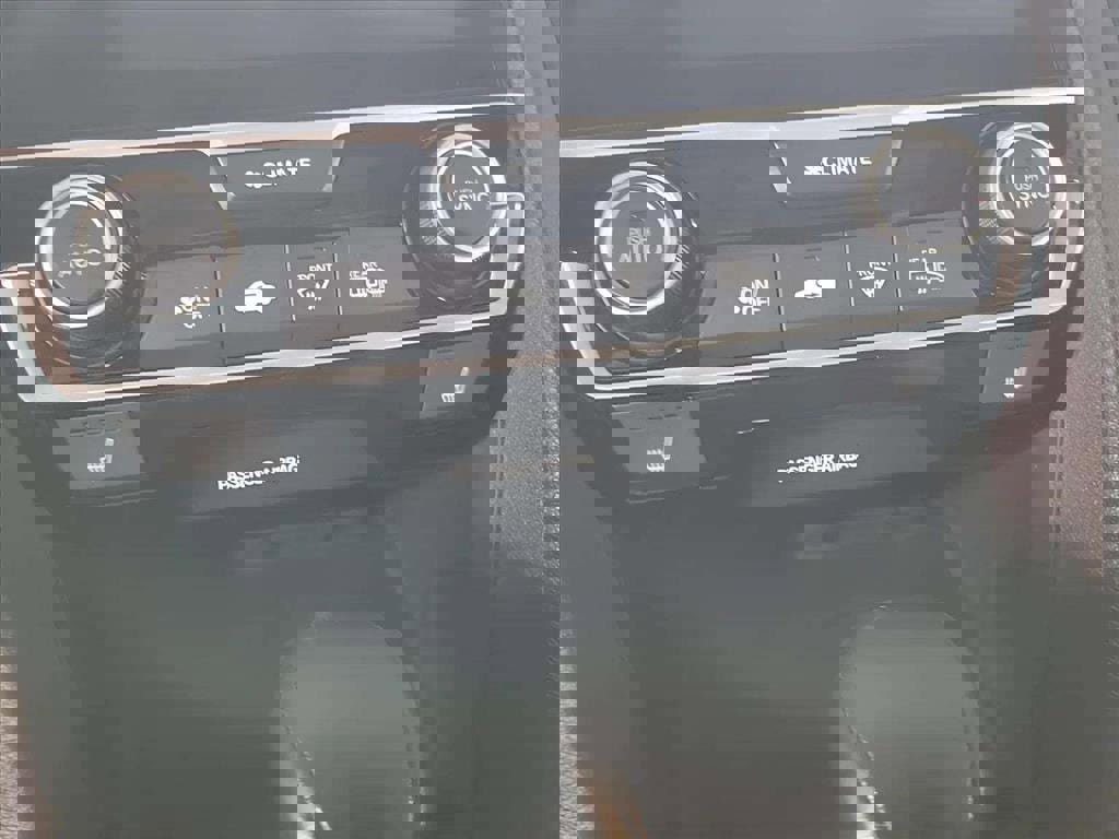 Used 2018 Honda Civic EX-L image 13