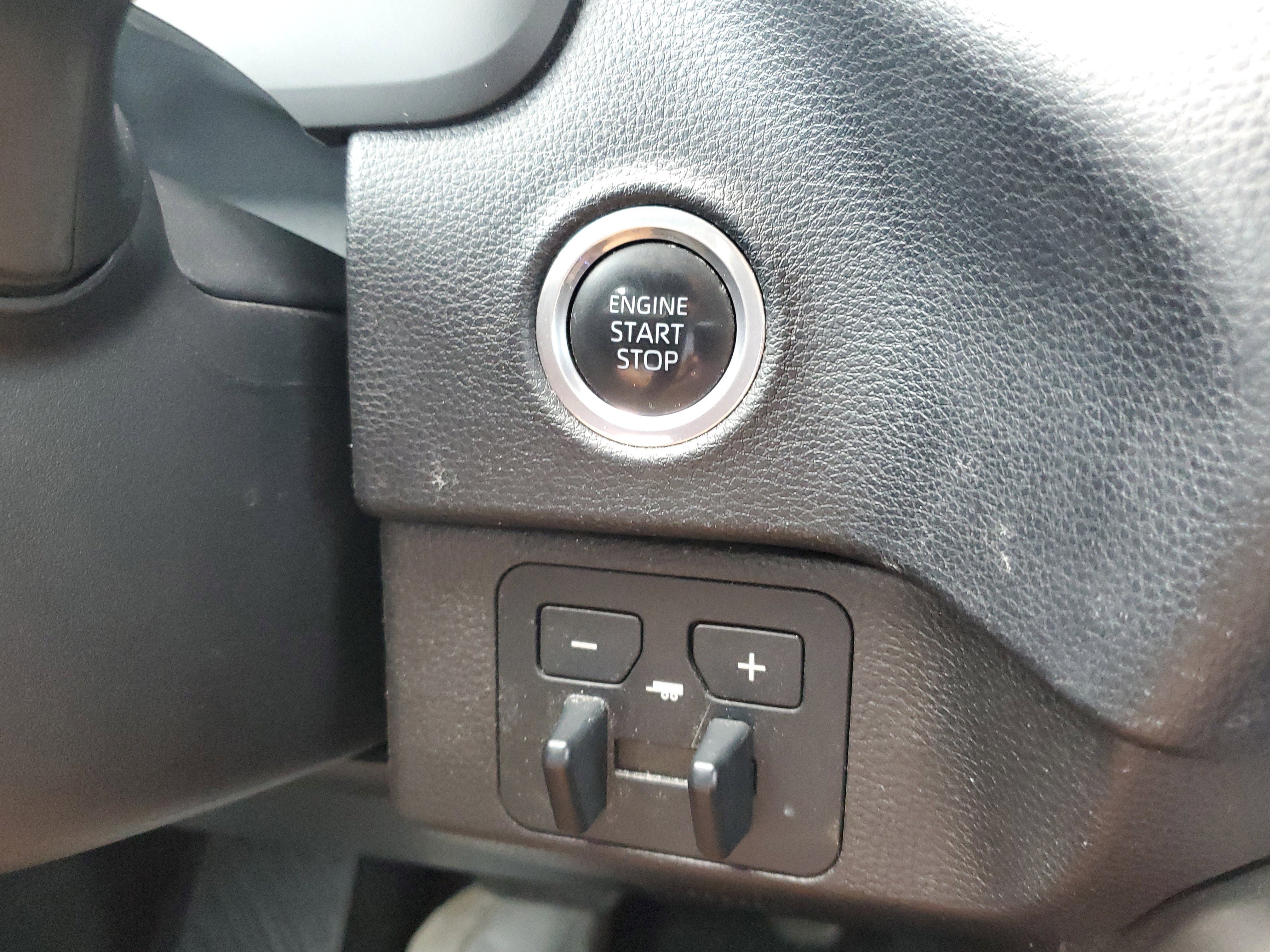 Used 2024 Toyota Tundra SR5 image 18
