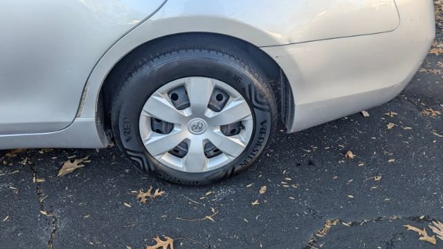 Used 2009 Toyota Camry LE image 10