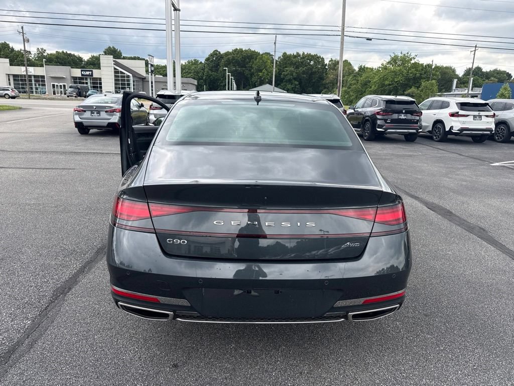 Used 2023 Genesis G90 3.5T AWD/4WD image 21