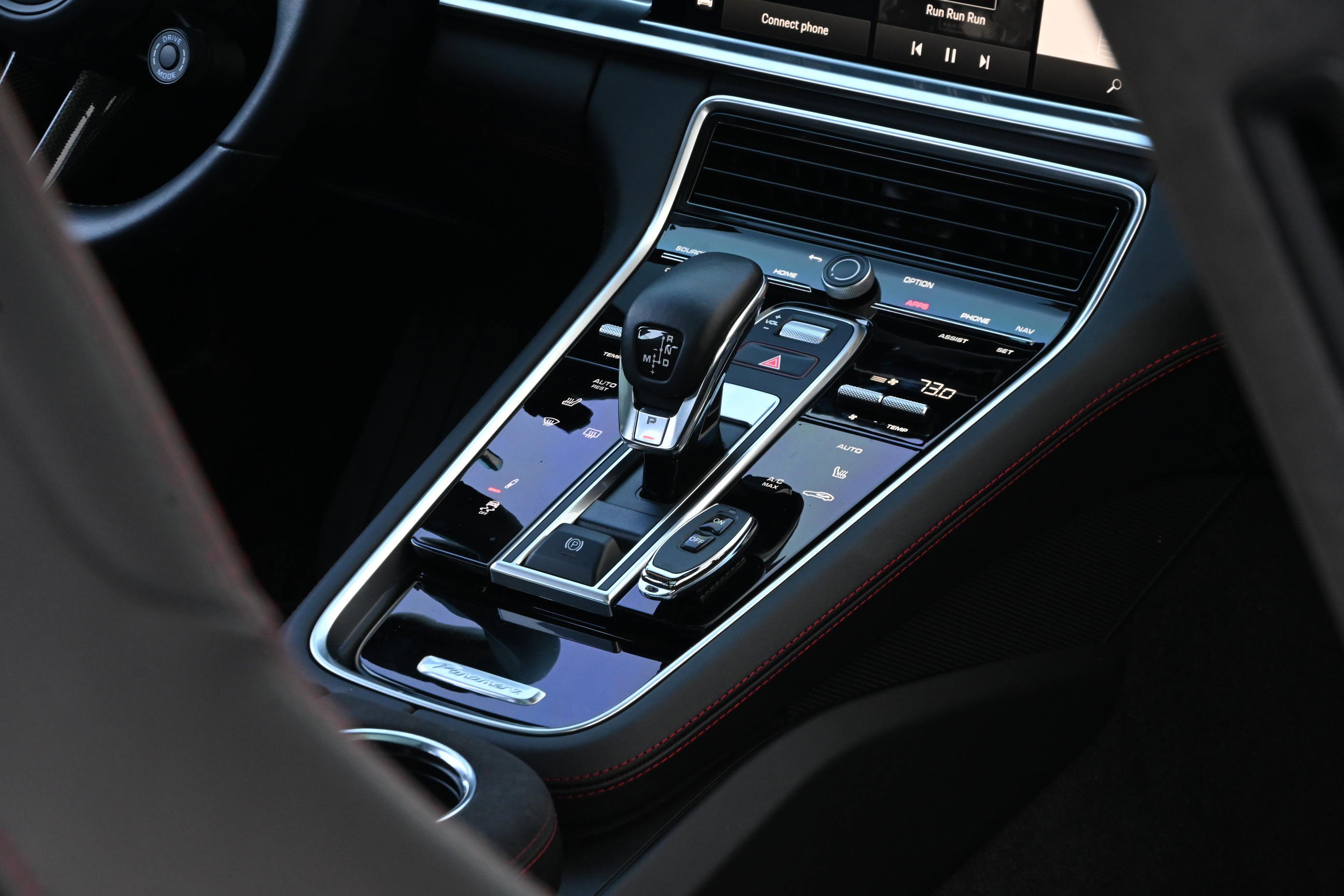 Used 2023 Porsche Panamera GTS image 25