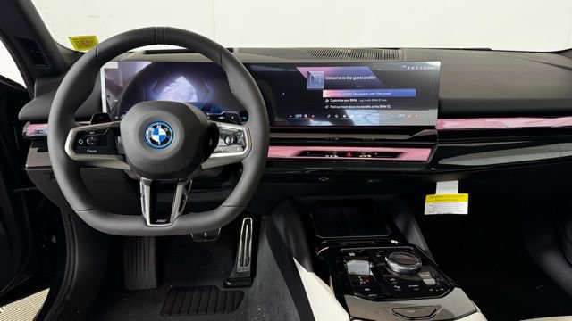New 2026 BMW 550e xDrive w/ Premium Package image 15
