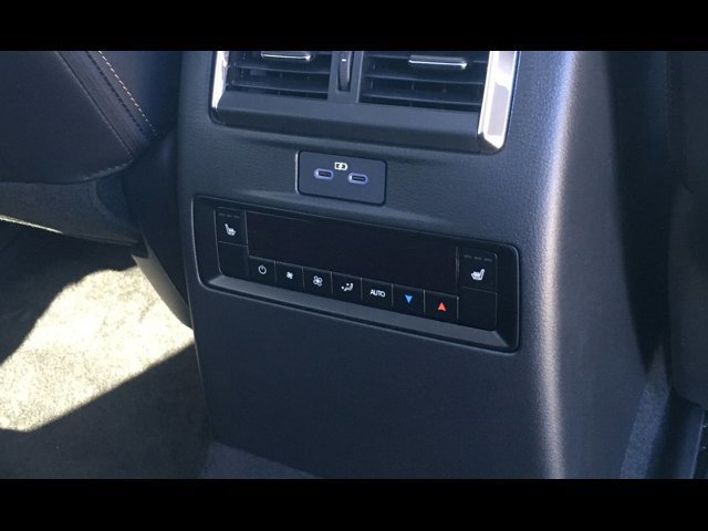 New 2026 MAZDA CX-70 3.3 Turbo w/ Preferred Package image 7