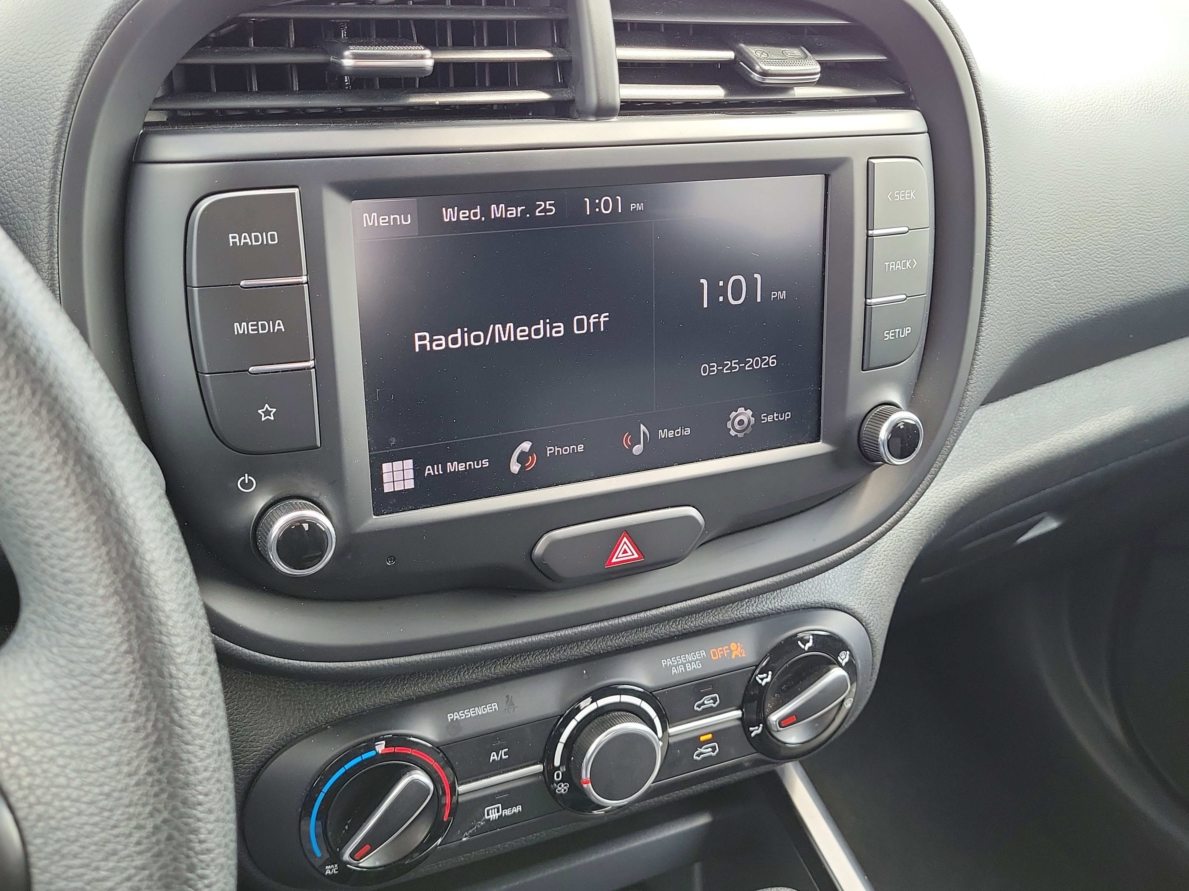 Used 2025 Kia Soul LX w/ LX Technology Package image 25