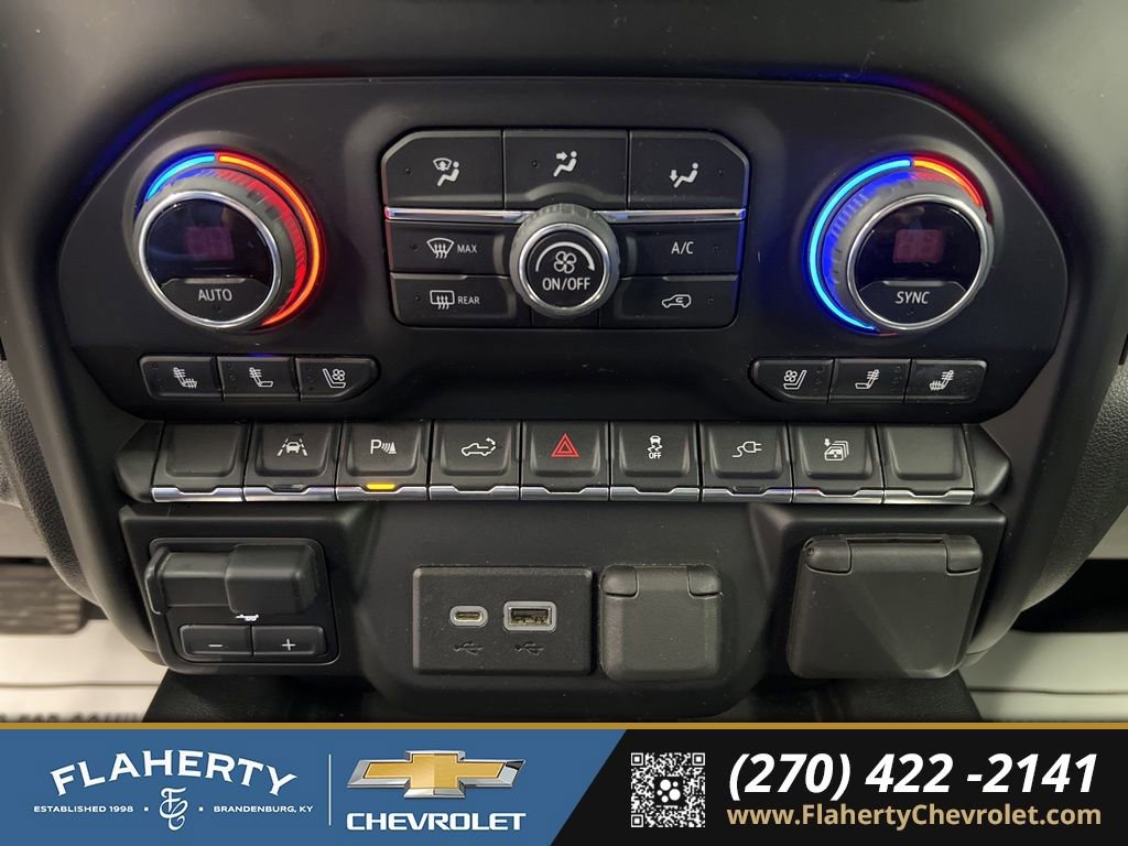 Used 2022 Chevrolet Silverado 1500 High Country w/ Technology Package image 31