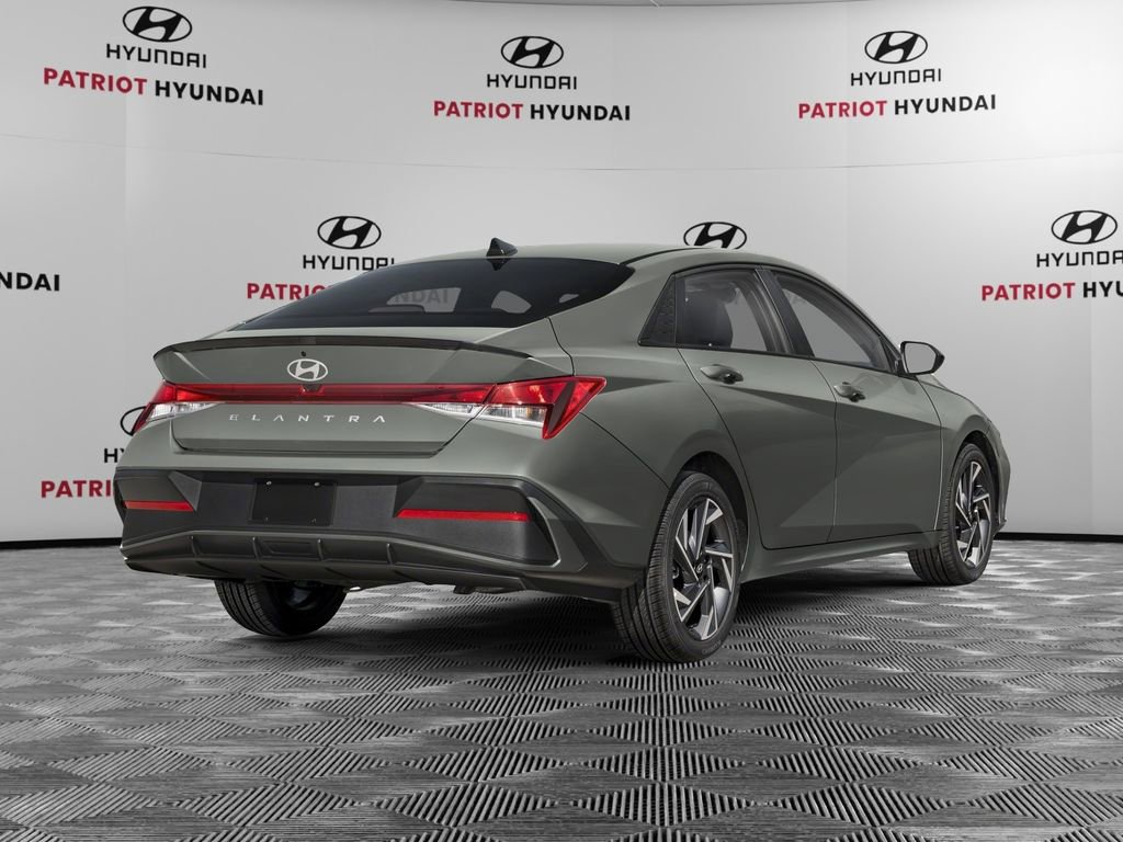 New 2026 Hyundai Elantra Sport FWD image 2