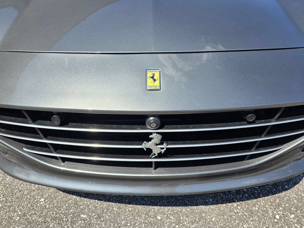 Used 2015 Ferrari California T RWD image 10