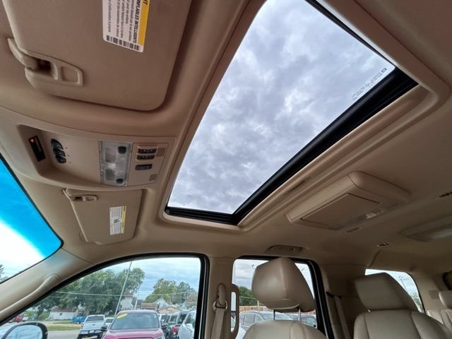 Used 2012 Chevrolet Suburban LTZ AWD/4WD image 51