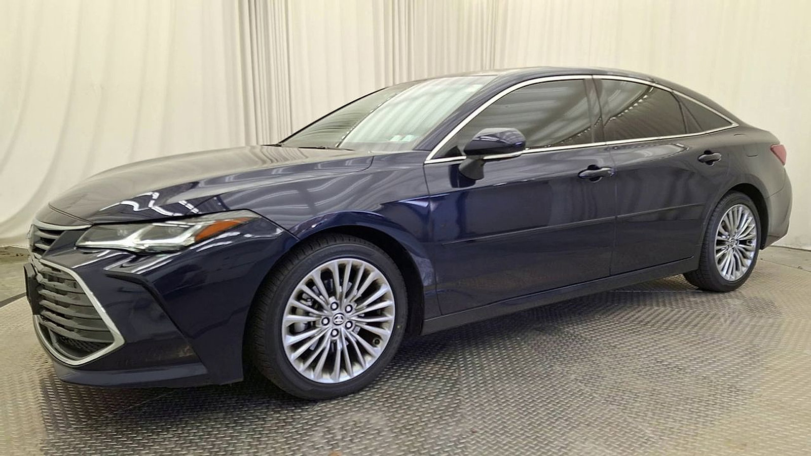 Certified 2022 Toyota Avalon Limited w/ Advanced Safety Package image 7