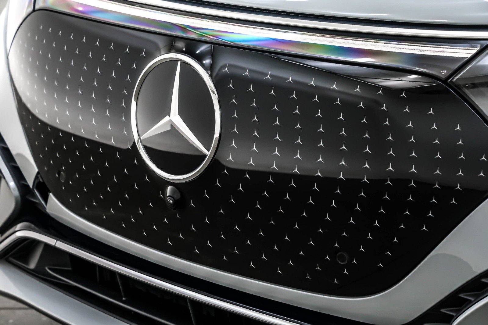 New 2026 Mercedes-Benz EQS 550 4MATIC SUV image 12