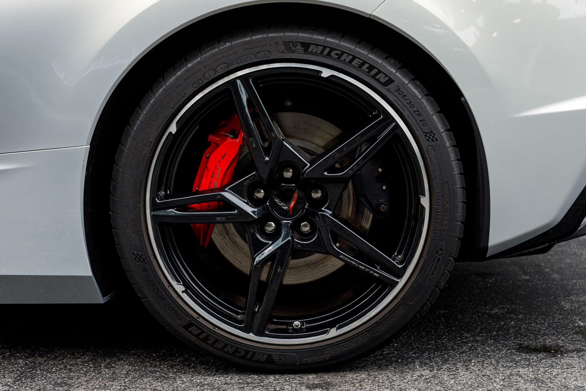 Used 2021 Chevrolet Corvette Stingray Preferred Cpe w/ Z51 Performance Package RWD image 32