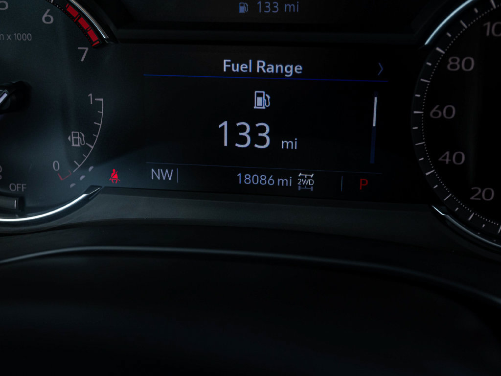 Used 2024 Cadillac XT6 Luxury w/ LPO, Floor Liner Package AWD/4WD image 18