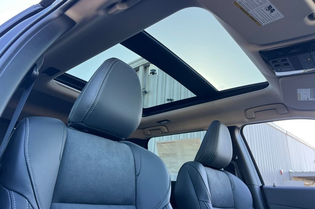 New 2026 Mitsubishi Outlander SE image 18