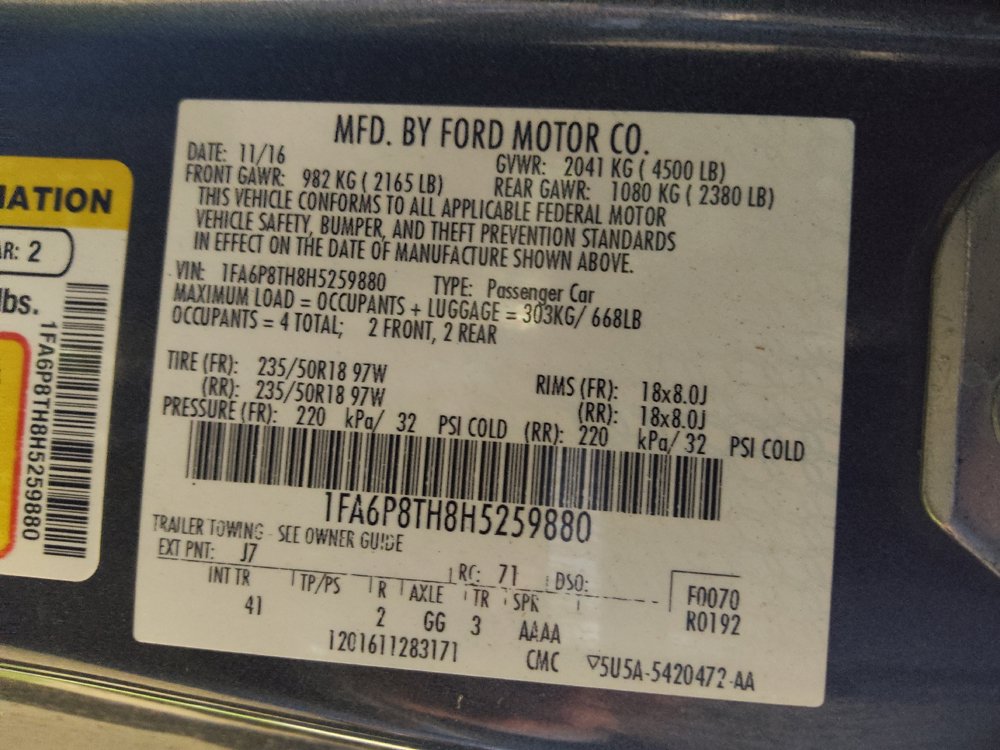 Used 2017 Ford Mustang Premium RWD image 33