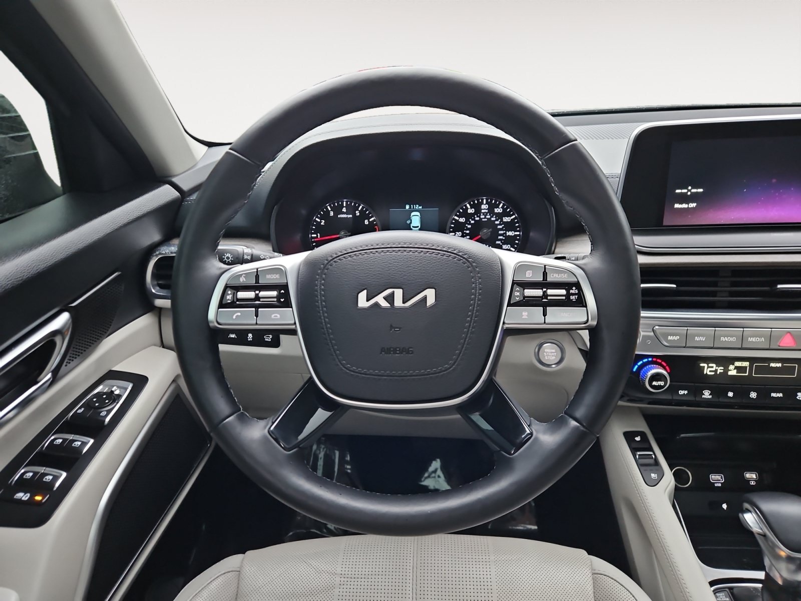 Used 2022 Kia Telluride EX w/ EX Premium Package AWD/4WD image 13
