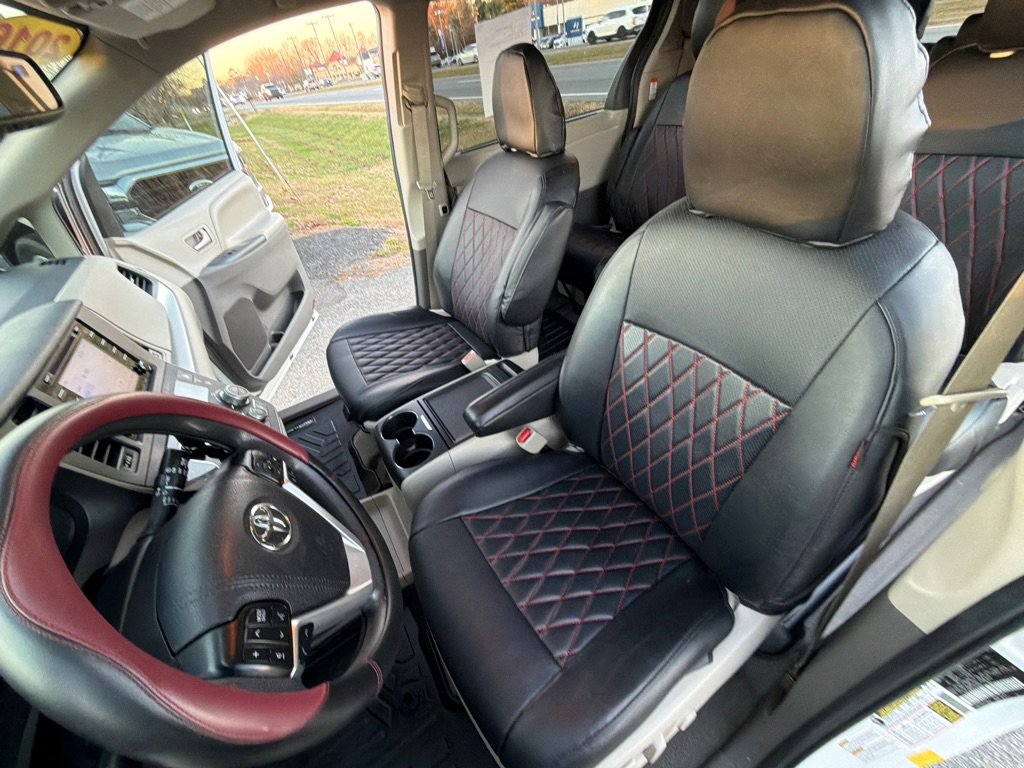 Used 2020 Toyota Sienna LE image 33