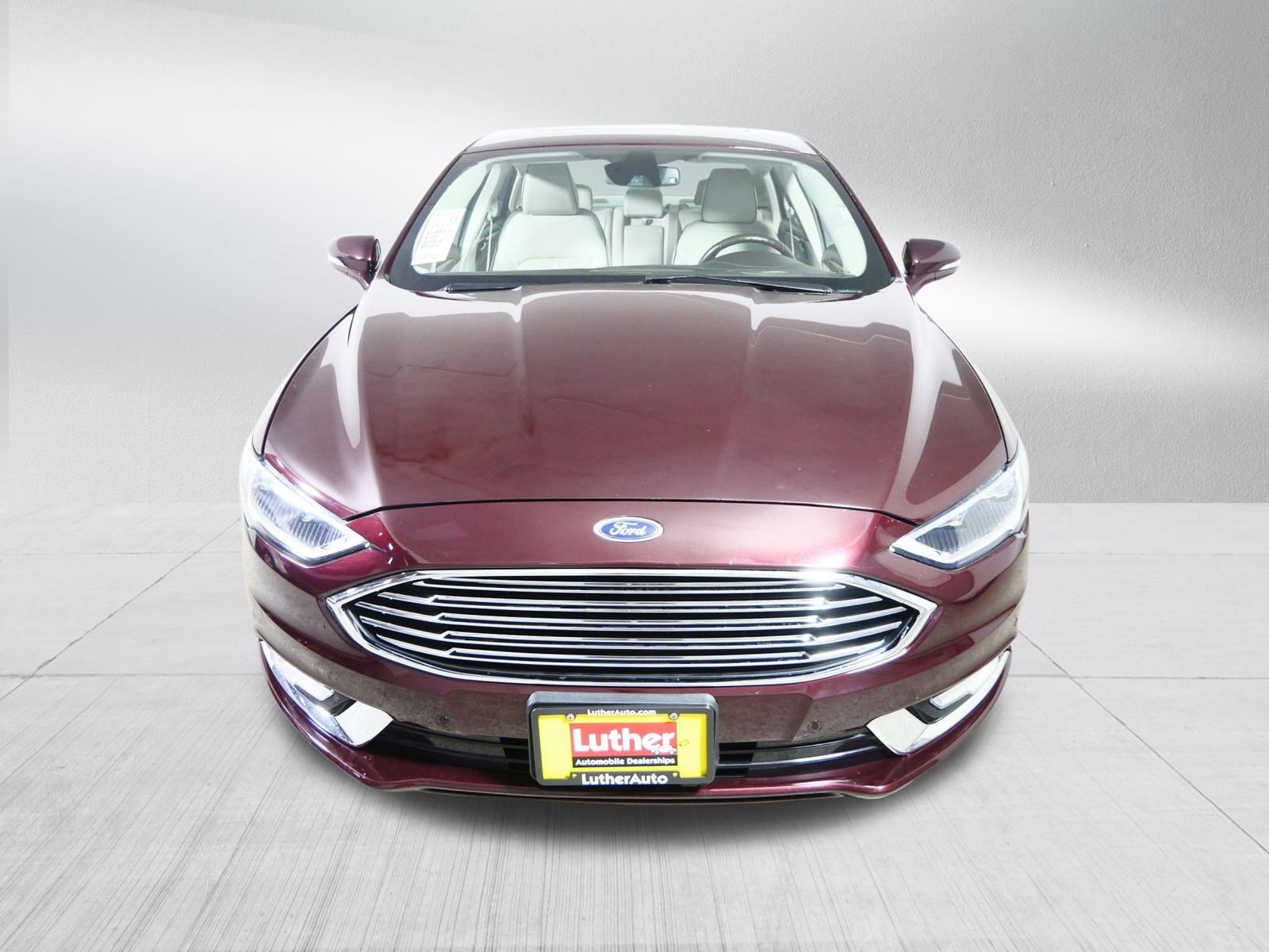 Used 2017 Ford Fusion Platinum AWD/4WD image 2