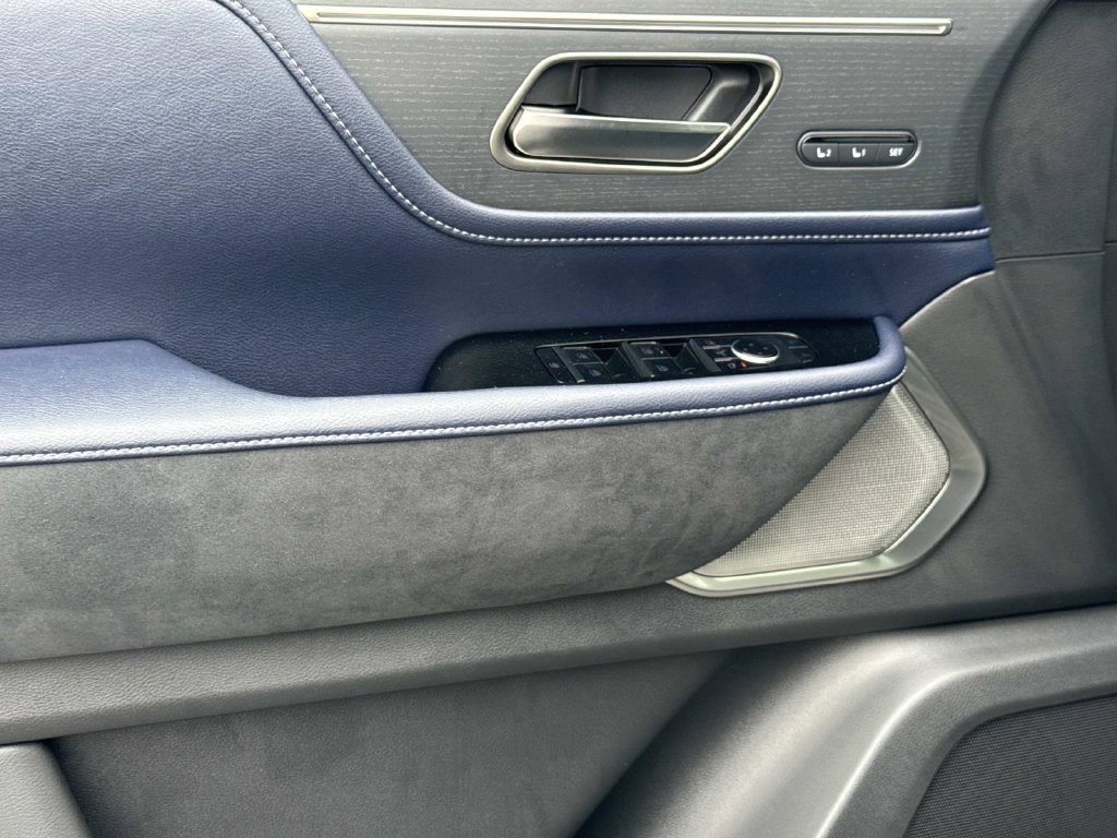 New 2027 INFINITI QX80 Sensory AWD/4WD image 15