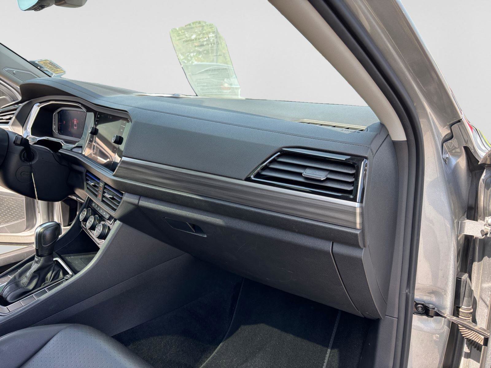 Used 2020 Volkswagen Jetta SEL FWD image 41
