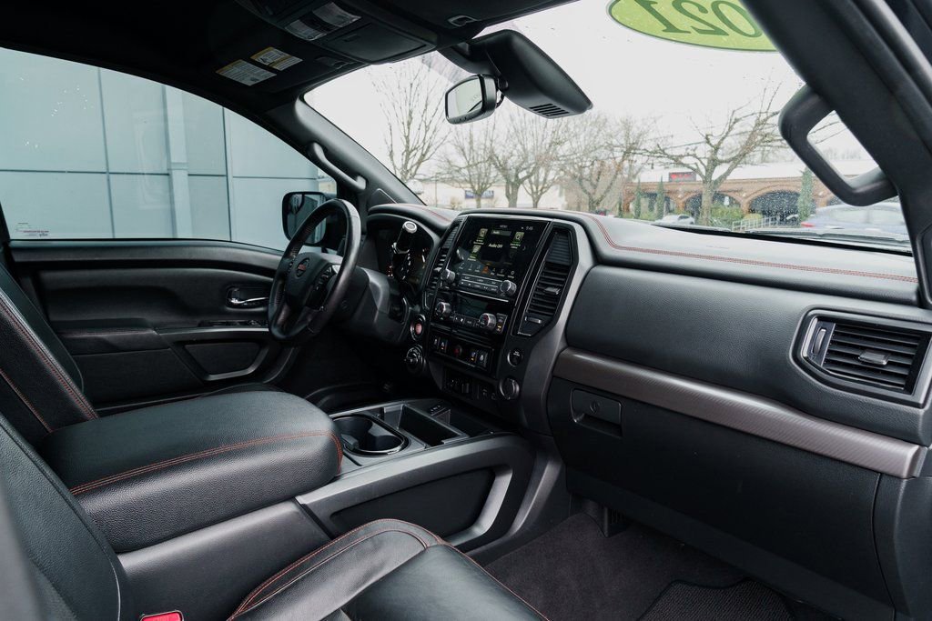 Used 2021 Nissan Titan PRO-4X w/ Pro-4x Convenience Package image 27