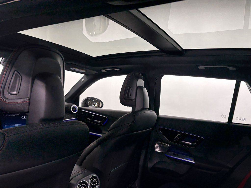 Used 2024 Mercedes-Benz GLC 43 AMG 4MATIC w/ Driver Assistance Package image 27