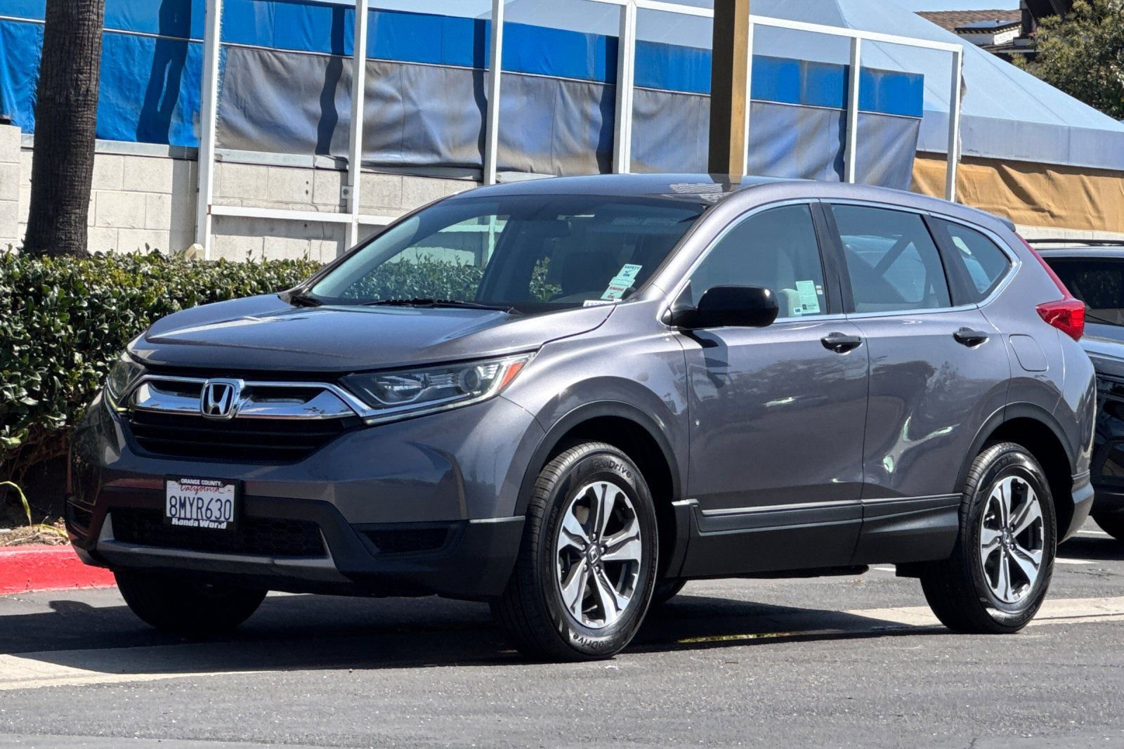 Used 2017 Honda CR-V LX image 8
