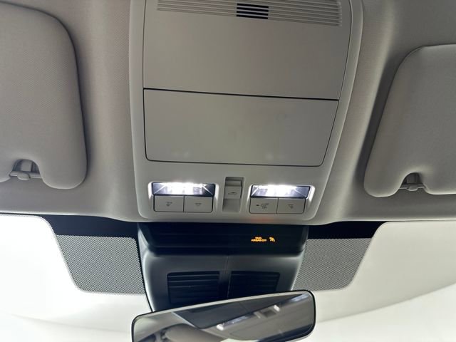 Used 2025 MAZDA CX-90 Plug-In Hybrid w/ Preferred image 23