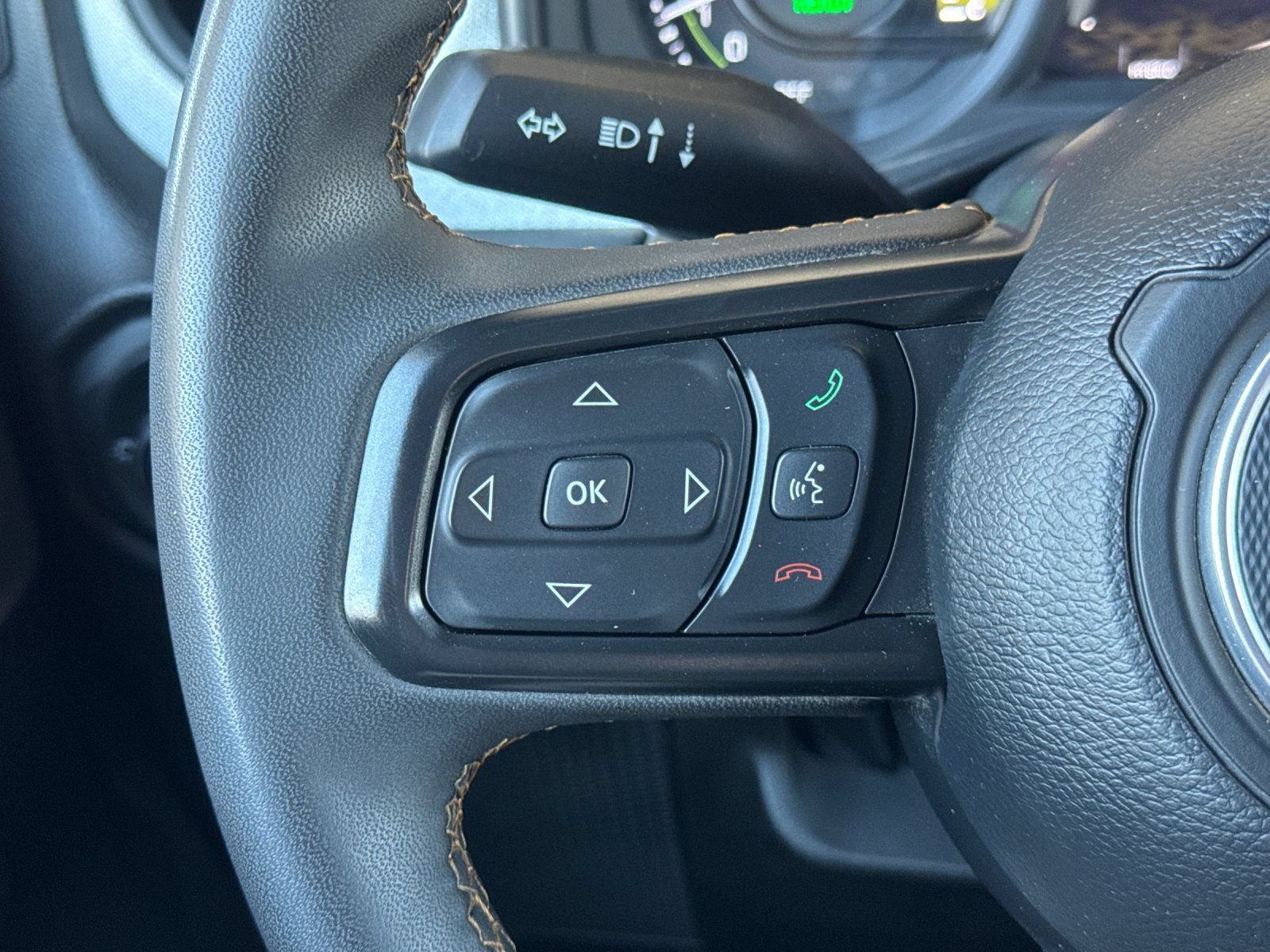 Used 2024 Jeep Wrangler Unlimited AWD/4WD image 28