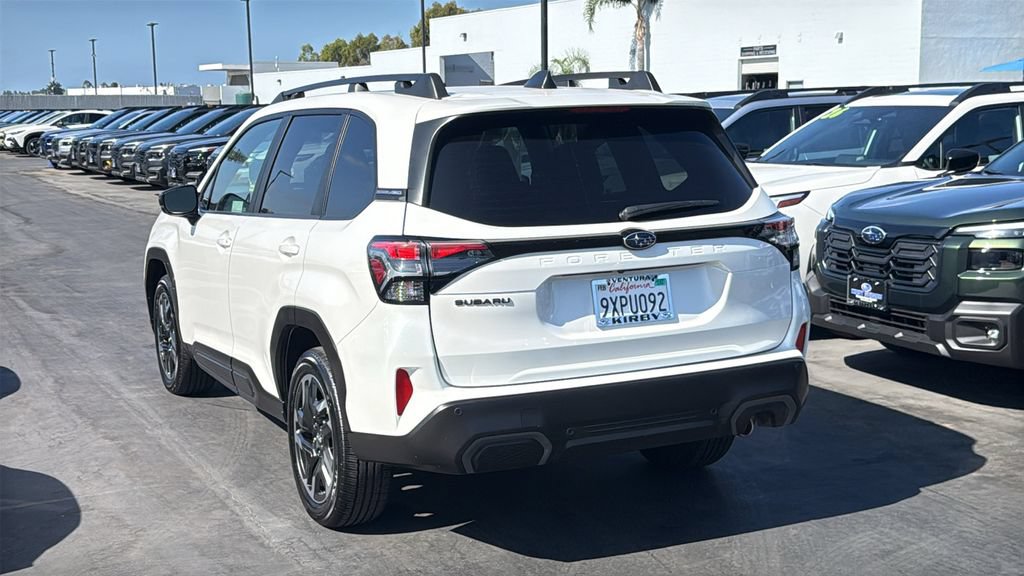 Used 2025 Subaru Forester Limited AWD/4WD image 4