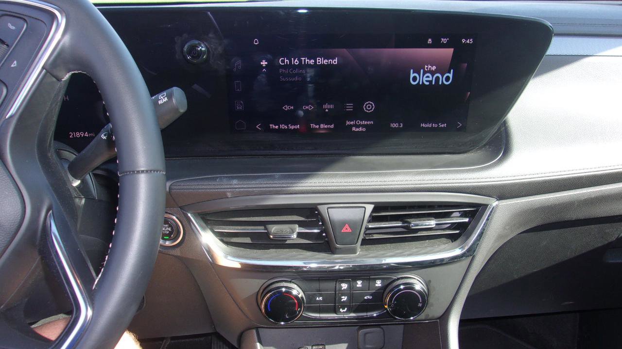 Used 2025 Buick Encore GX Preferred image 9