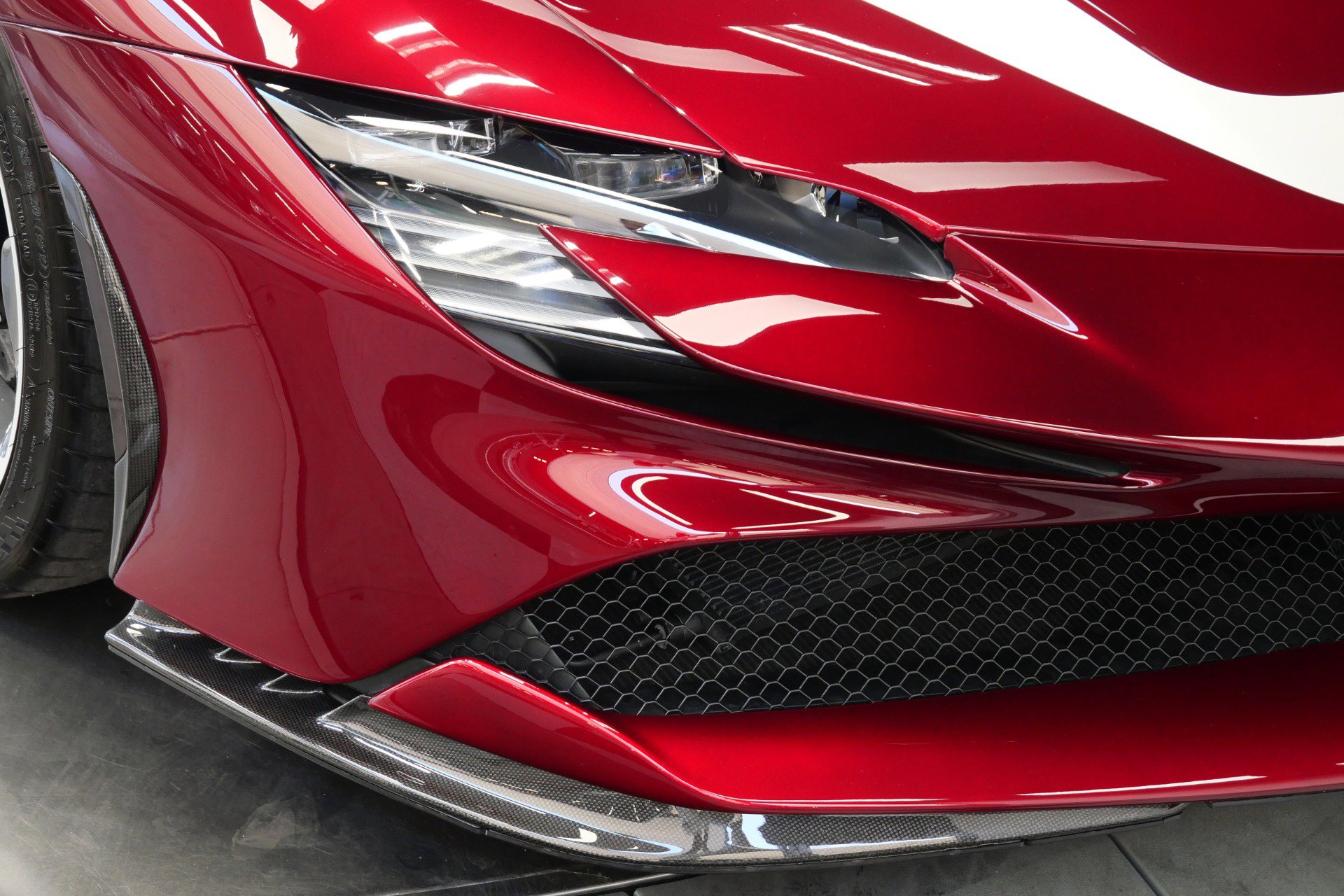 Used 2021 Ferrari SF90 Stradale AWD/4WD image 48