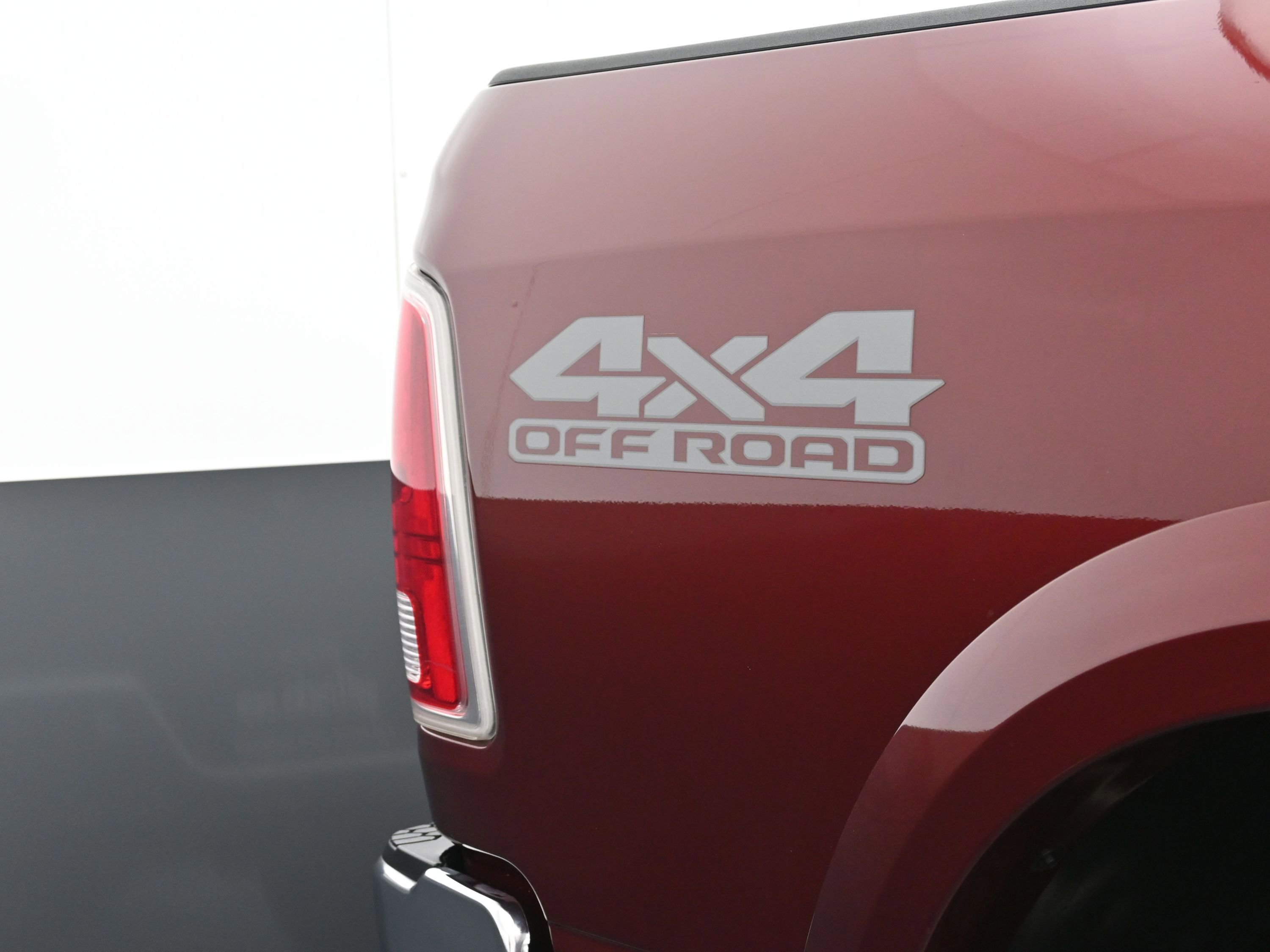 Used 2018 RAM 2500 Laramie w/ Off Road Package AWD/4WD image 48