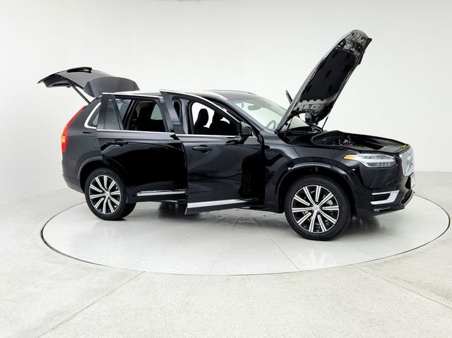New 2025 Volvo XC90 B6 Plus w/ Protection Package Premier image 10