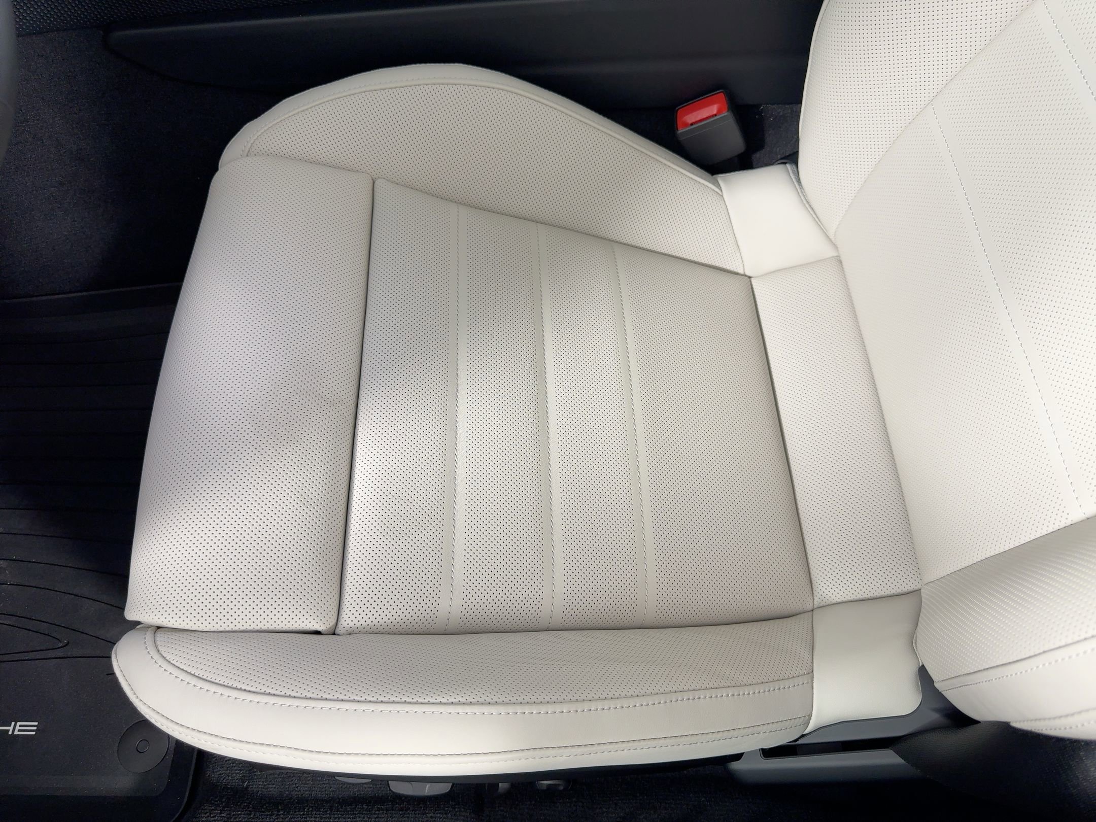 New 2026 Porsche Panamera image 14