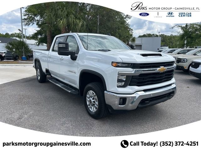Used 2025 Chevrolet Silverado 2500 LT w/ Safety Package AWD/4WD image 1