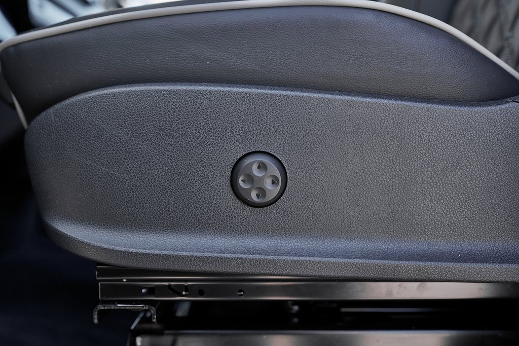 Used 2024 Mercedes-Benz Sprinter 3500 w/ Parking Package image 34