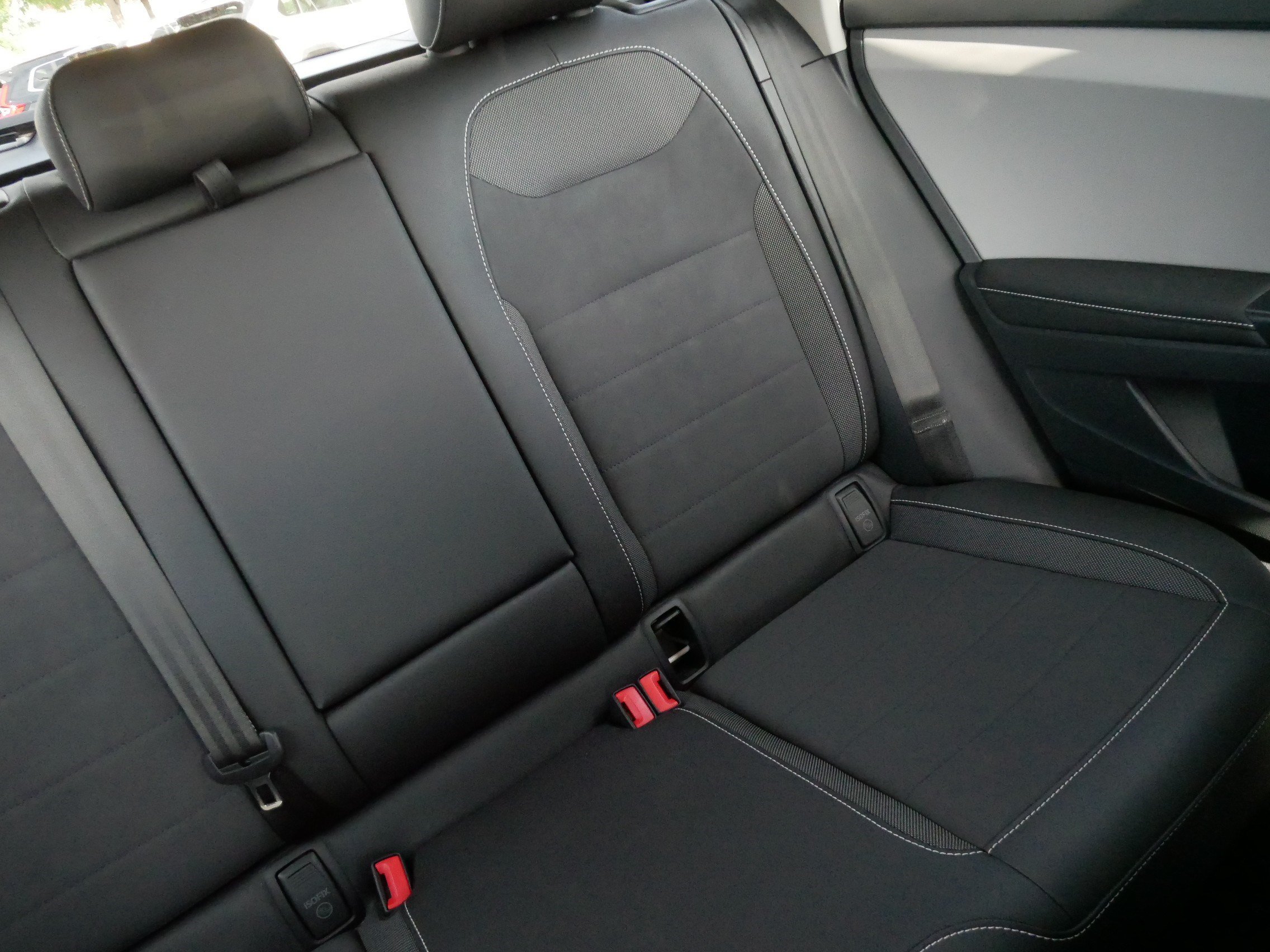 Certified 2024 Volkswagen Taos SE AWD/4WD image 14