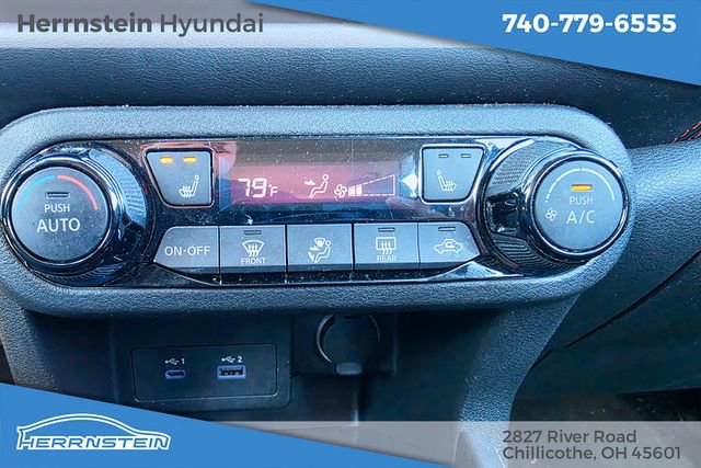 Used 2024 Nissan Kicks SR w/ SR Premium Package FWD image 12