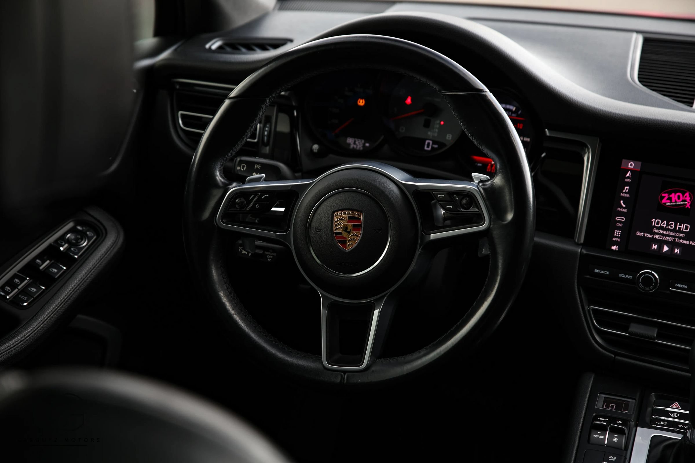 Used 2021 Porsche Macan S AWD/4WD image 27