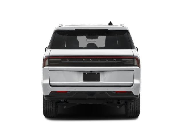 New 2026 Lincoln Navigator Premiere image 8