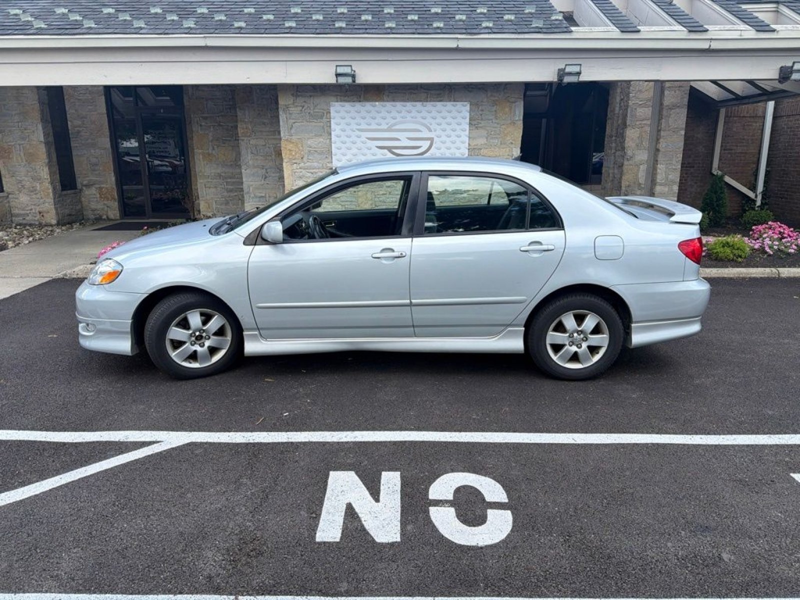 Used 2008 Toyota Corolla CE FWD image 10