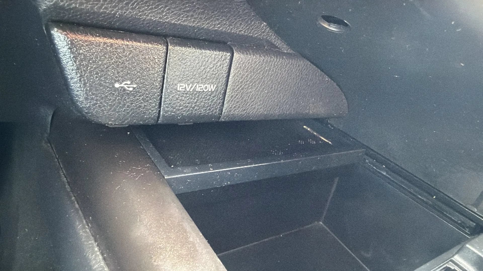 Used 2021 Toyota Camry SE FWD image 19