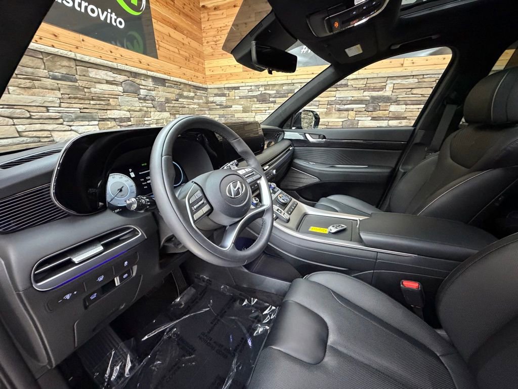 Used 2025 Hyundai Palisade Calligraphy image 10