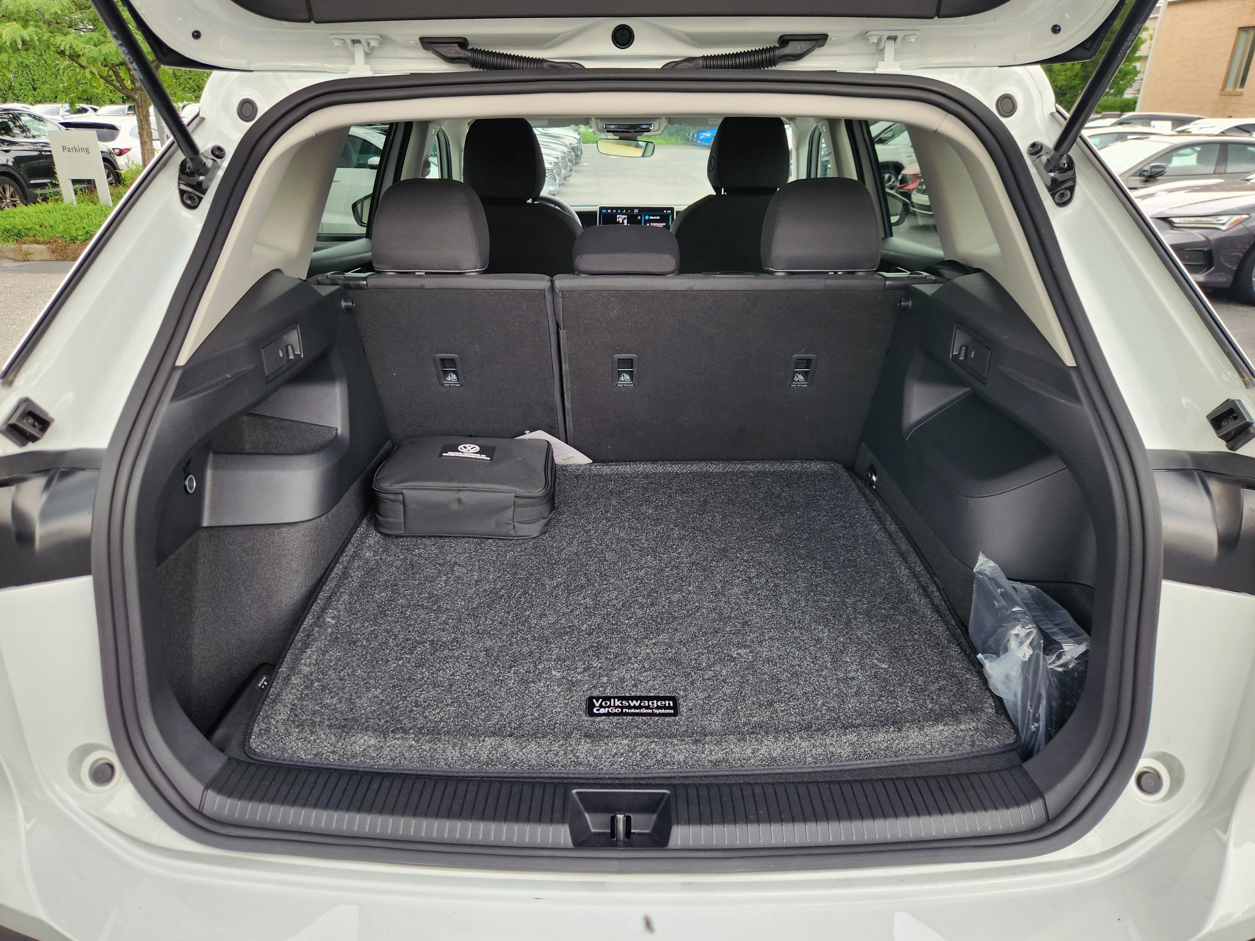Certified 2025 Volkswagen Tiguan S AWD/4WD image 18